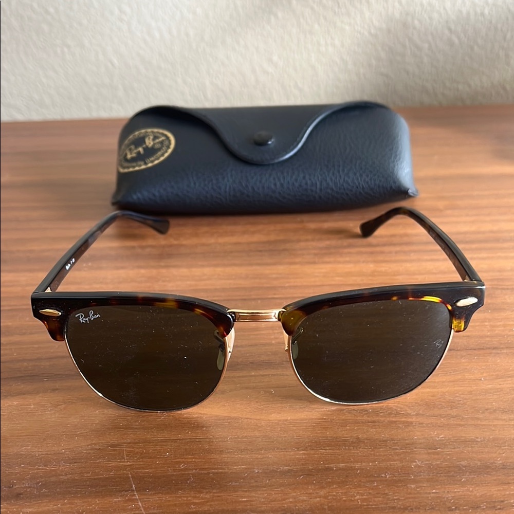 Ray-Ban Clubmaster Tortoise Shell Sunglasses